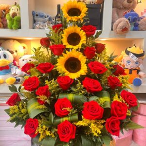 photo 4992762949344627582 y